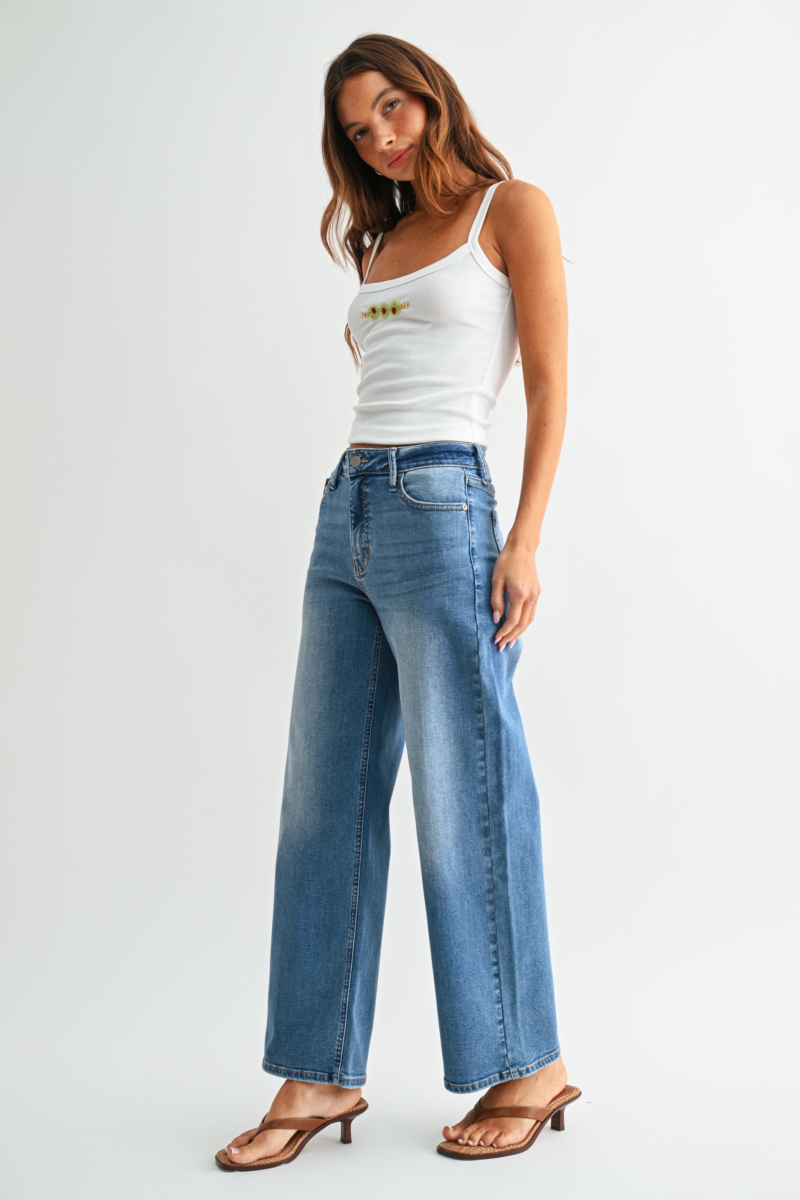 Maggie HR Vintage Straight-2