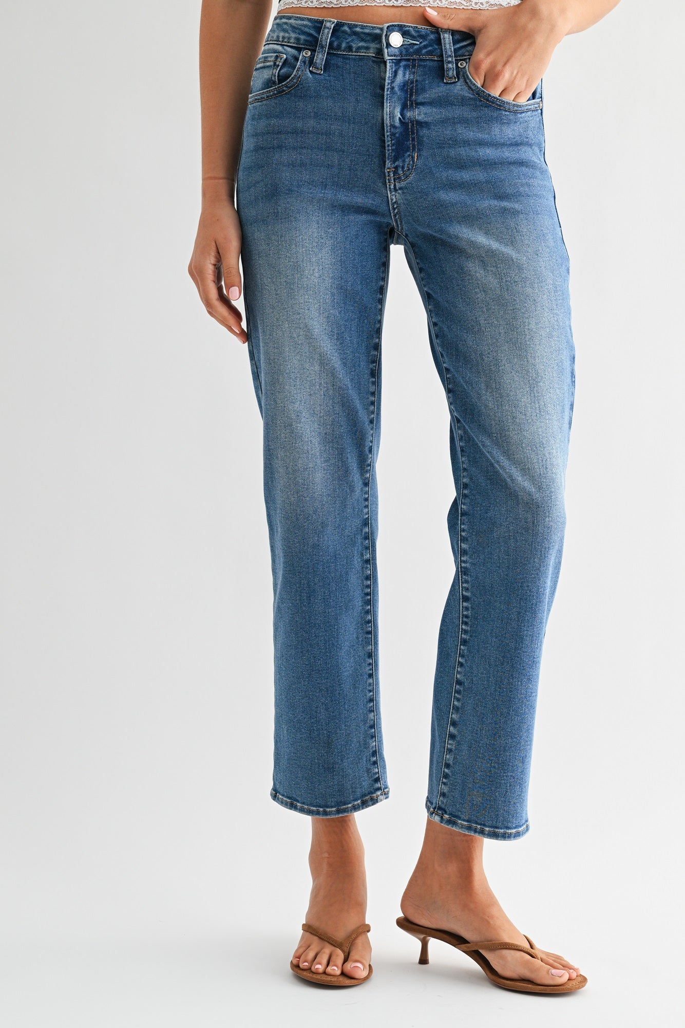Macy Vintage Straight-4