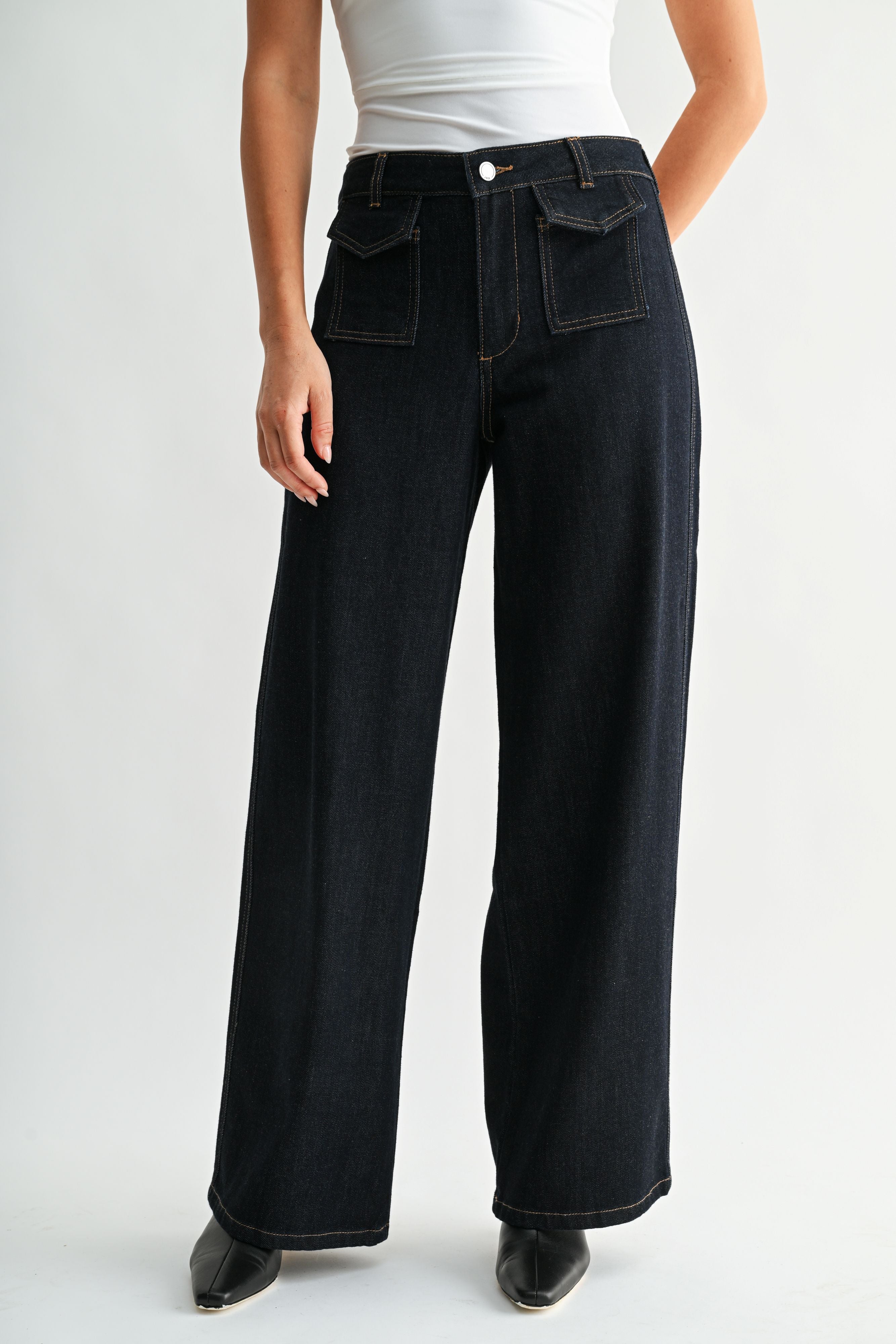 Thea Flap Patch Pocket Wide Leg