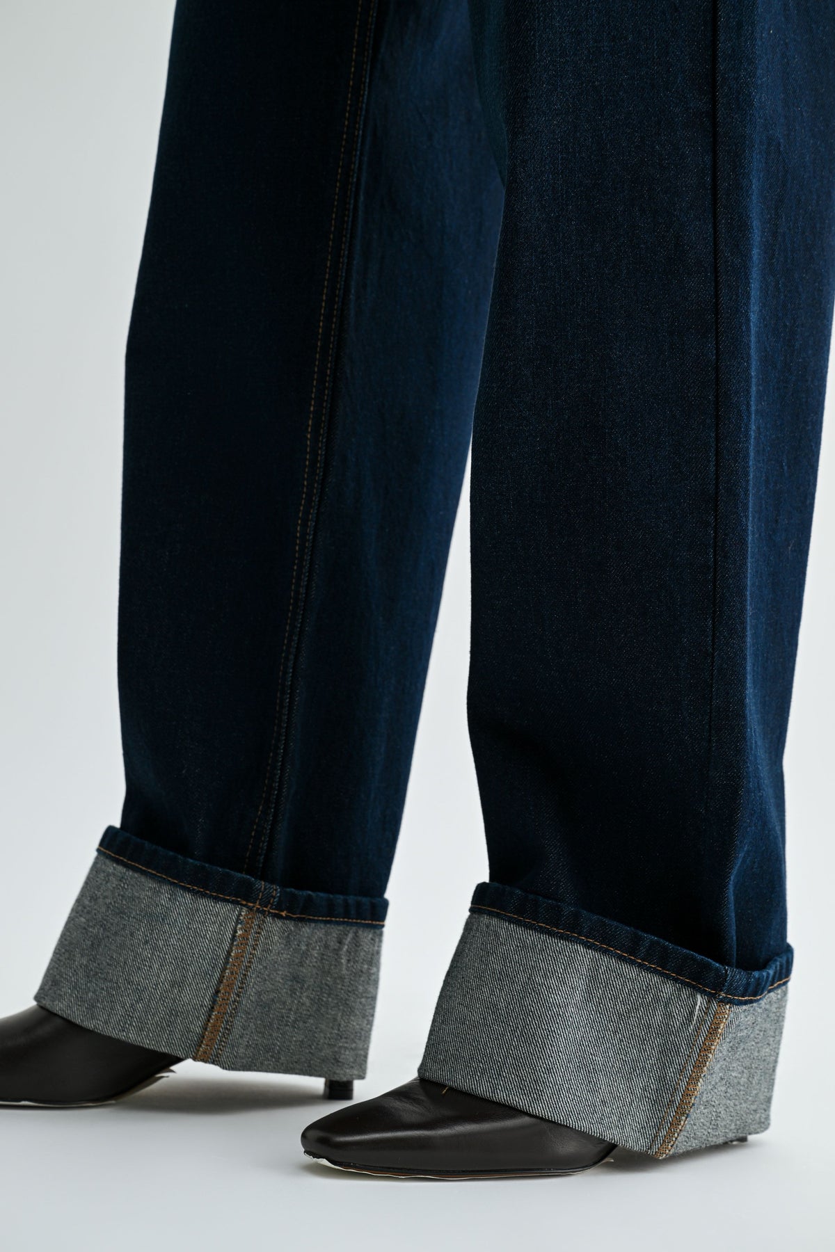 Amora Waistband Detail Cuffed Straight-6