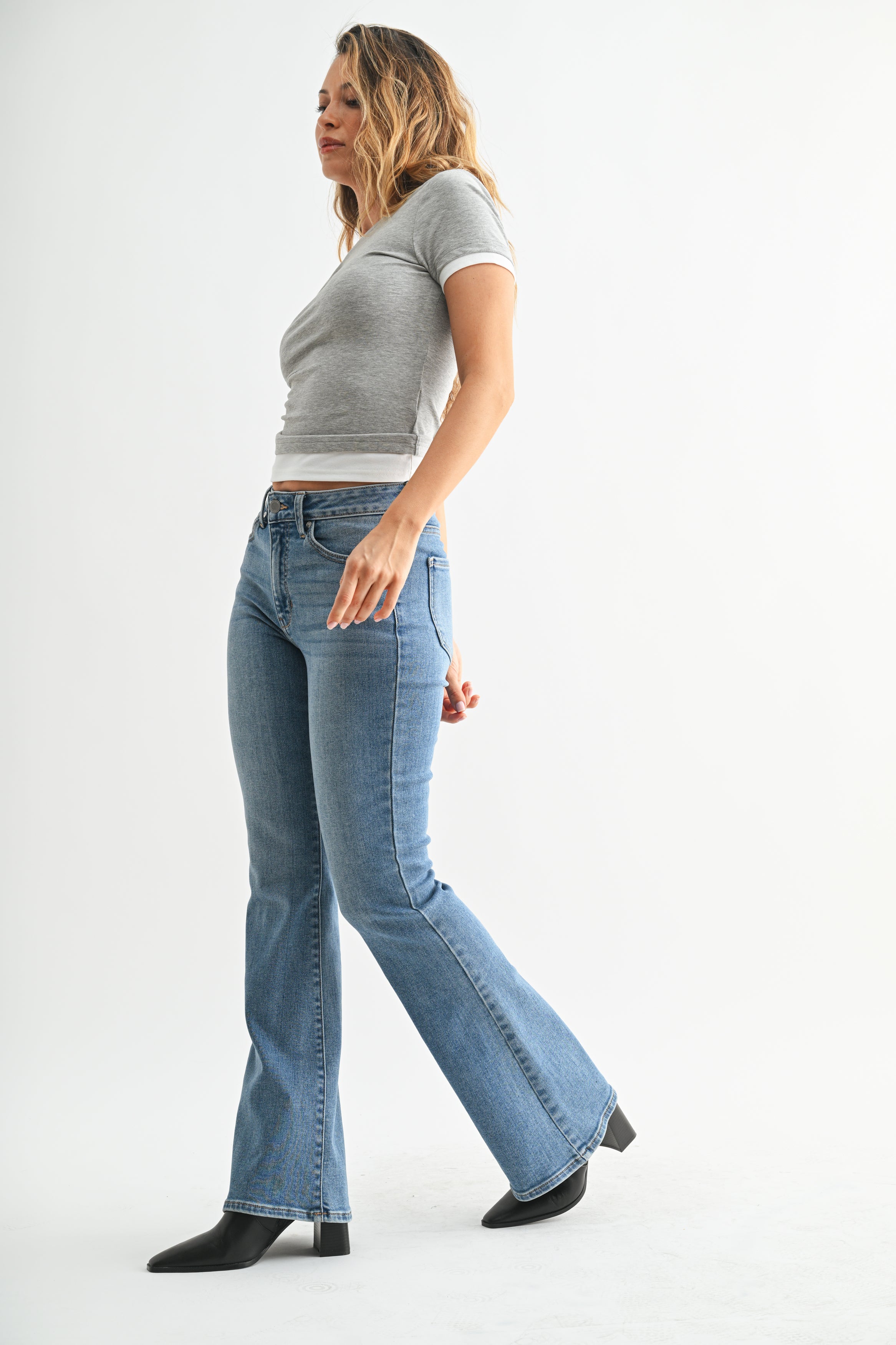 Sadie Mid Rise Flare Jean
