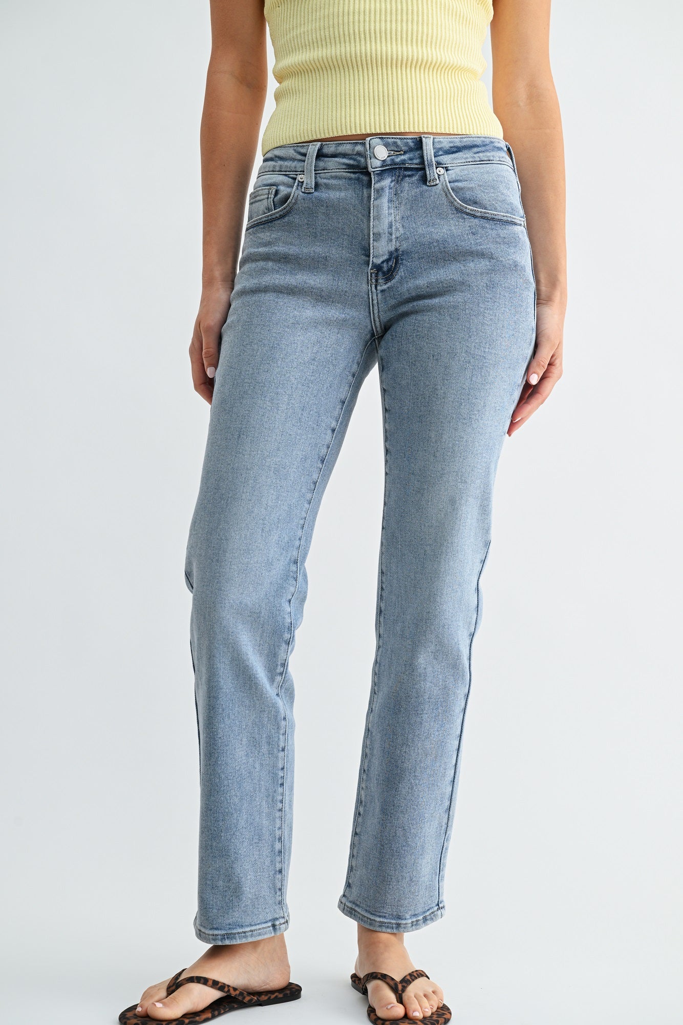 Arielle Mid Rise Vintage Slim Straight-4