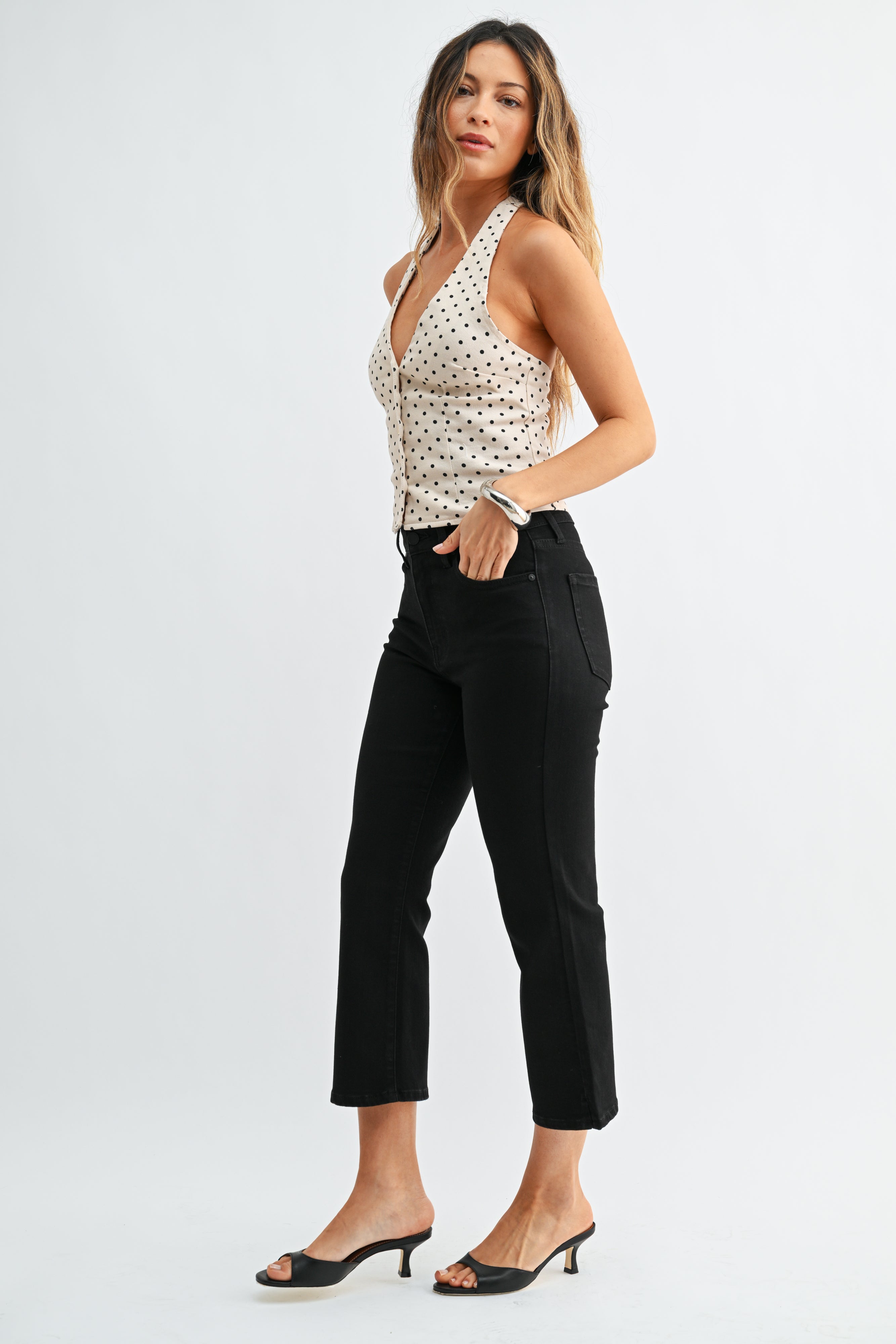 Camille Skinny Capri W/ Slit