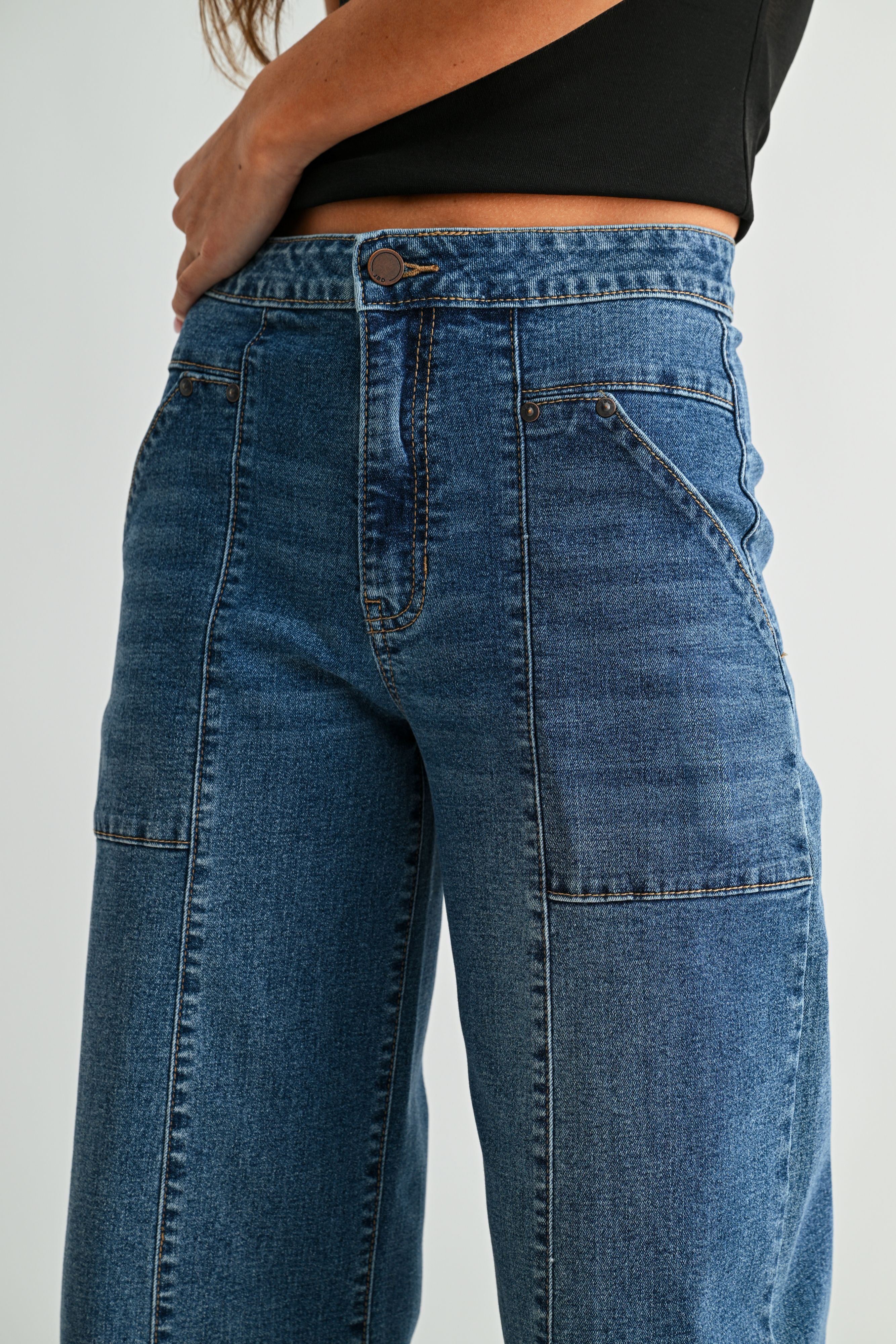 Livie Long Pocket Jean-1